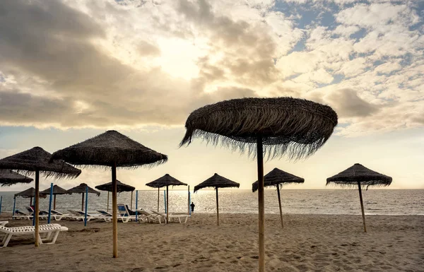 Letní pláž v Torremolinos — Stock fotografie