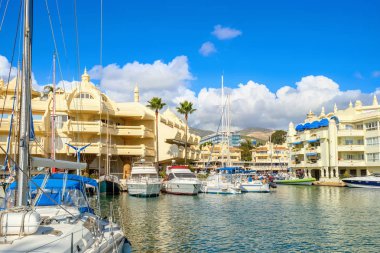 Benalmadena Porto Marina doğal görünümünü. Costa del Sol, Endülüs, İspanya