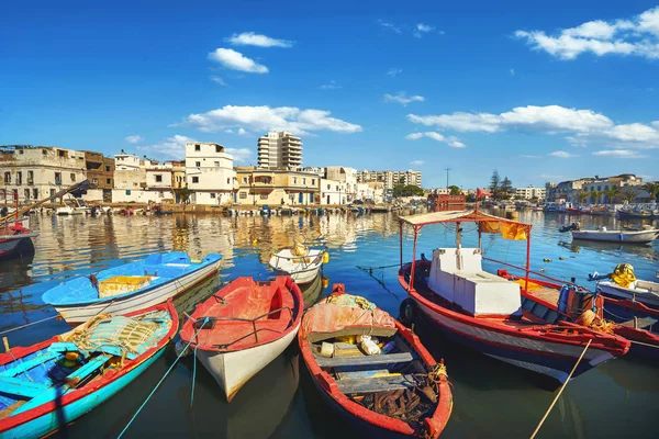 Traditionella Färgglada Fiskebåtar Gamla Hamn Bizerte Tunisien Nordafrika — Stockfoto