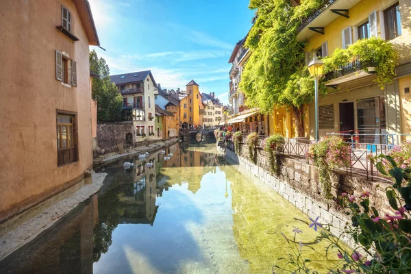 Cityscape Scenic Old Buildings Annecy French Alps France — Stock Photo, Image