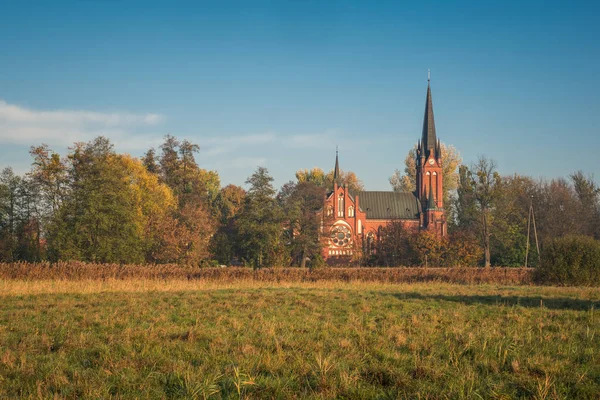 コンスタンチン・イェジオルナのローマ・カトリック教会, Mazowieckie, Polan — ストック写真