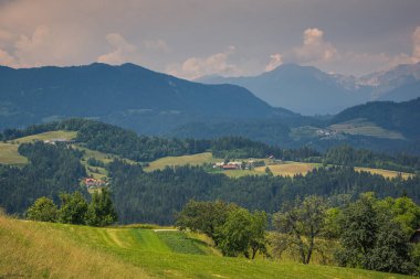 Slovenya 'da manzara Sveti Tomaz, Skofja Loka, Slovenya