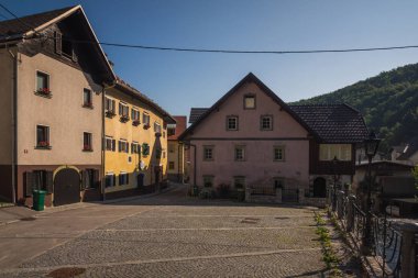 Slovenya 'nın Alp dağlarındaki köy Kropa