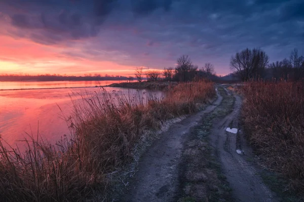 Camino Durante Hermoso Amanecer Vístula Cerca Konstancin Jeziorna Polonia — Foto de Stock