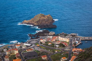 Portekiz, Madeira adasında Porto Moniz