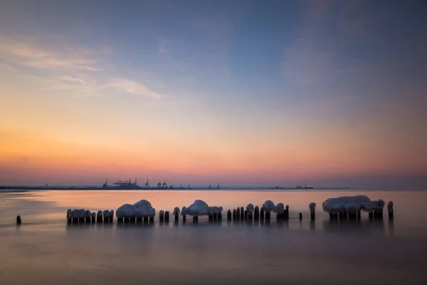 Rompeolas Congeladas Mar Báltico Cerca Gdansk Polonia —  Fotos de Stock