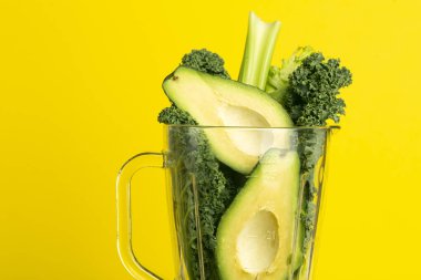 Meyve püresi tarifi. Yeşil sebze püresi (avokado, kereviz), 