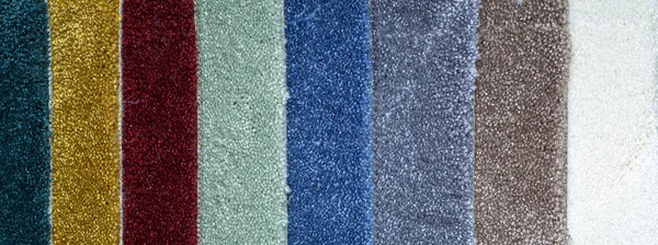 Fond de tapis. Tapis rayés de différentes couleurs — Photo