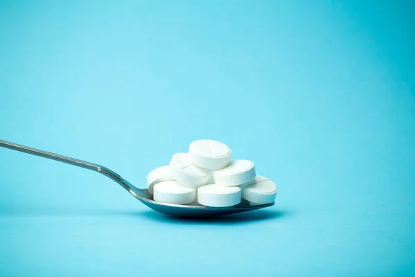 Piller Och Droger Sked Dosering Och Medicinering Vitaminer Antidepressiva Stimulantia — Stockfoto