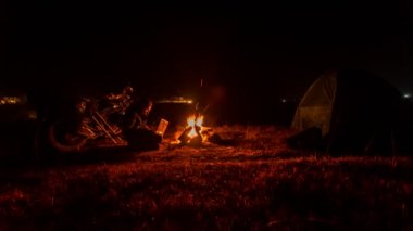 Arunachal 'da Gece Kampı
