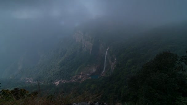 Zeitraffer Nohkalikai Wasserfall Meghalaya — Stockvideo