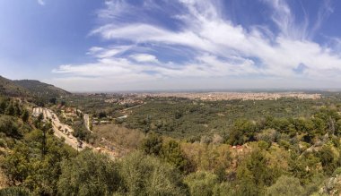 Panoramik manzaralı kale üzerinden Kasbah Ras el Ain adlı