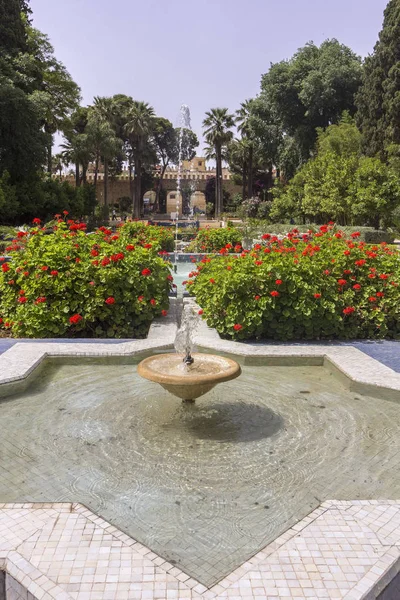 Jnan Sbil (Bou Jeloud Gardens), forntida stad Royal park nära den gamla medinan i Fez, — Stockfoto