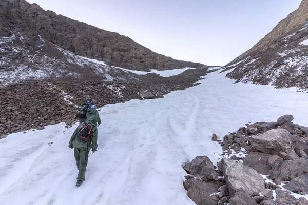 Тубкаль Національний парк, пік нітрохи 4,167 м є найвищою в Атлаські гори і в Північній Африці — стокове фото