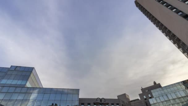 Nuvens de paisagem urbana modernas Timelapse — Vídeo de Stock