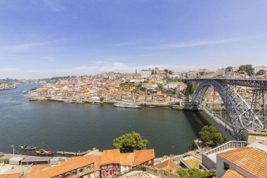 Eski şehir merkezinde, Porto Ribeira cityscape panoramik manzaralı.