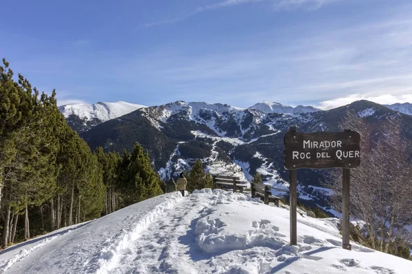 Roc Del Quer sightseeing trekking parcours. Andorra. — Stockfoto