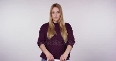 Beyaz kız olumlu gelecek gösterir
