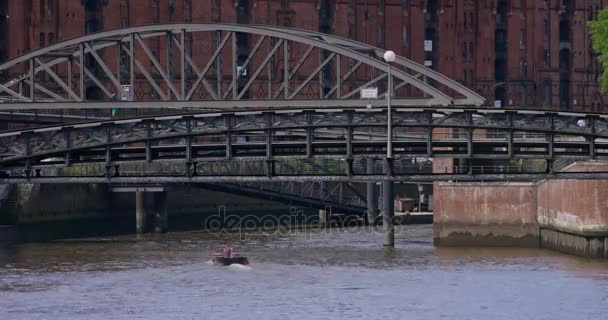 古代的城向新北河，汉堡的泛击球 — 图库视频影像