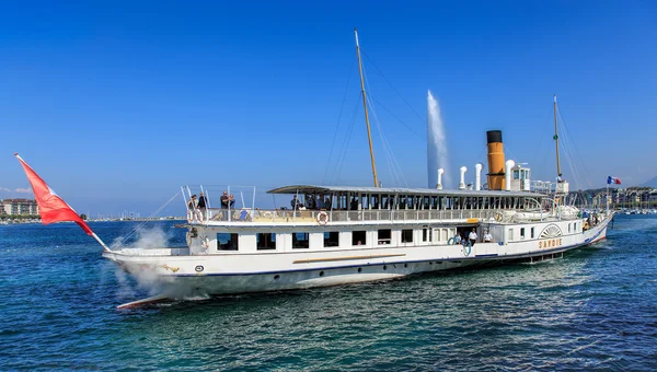 MS Saboya en el lago de Ginebra —  Fotos de Stock