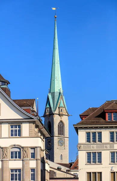 Turm der Zentralbibliothek in Zürich — Stockfoto