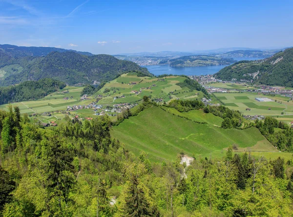 Vue du printemps à Nidwalden — Photo