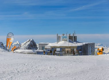 Mt. Titlis İsviçre üstünde göster