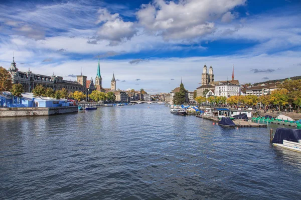 View along the Limmat river in Zurich, Switzerland — Stock Photo, Image