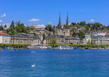 Şehir Lucerne İsviçre bahar'ın