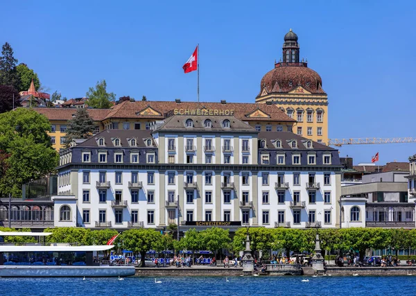 Miasto Lucerna w Szwajcarii w wiosenny — Zdjęcie stockowe