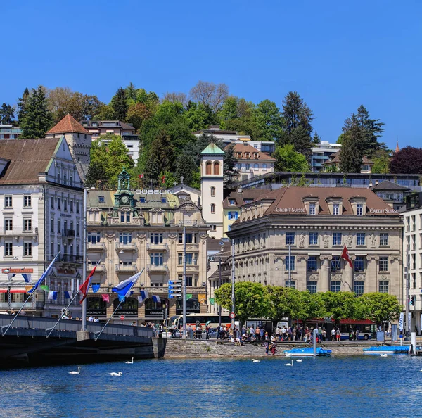 Ciudad de Lucerna en Suiza en primavera —  Fotos de Stock