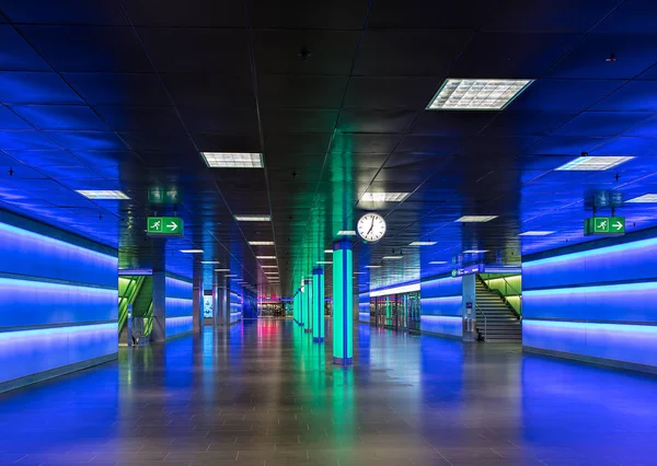 Ladenpassage des Zürcher Hauptbahnhofs — Stockfoto