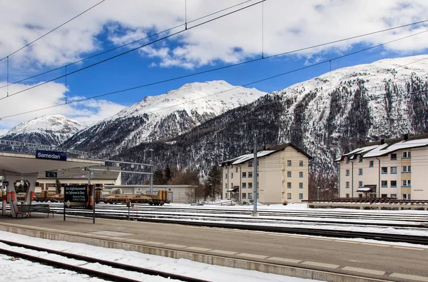 ダヴォス、スイス連邦共和国の鉄道駅 — ストック写真