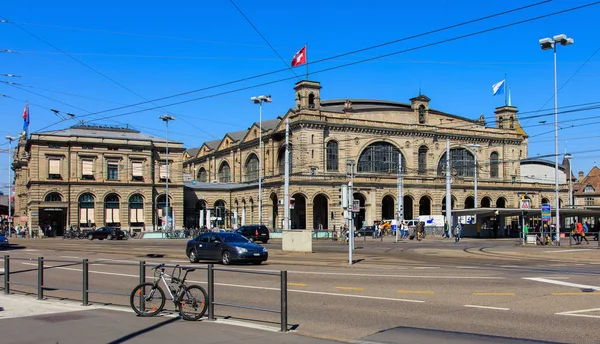 Здание центрального железнодорожного вокзала Цюриха — стоковое фото