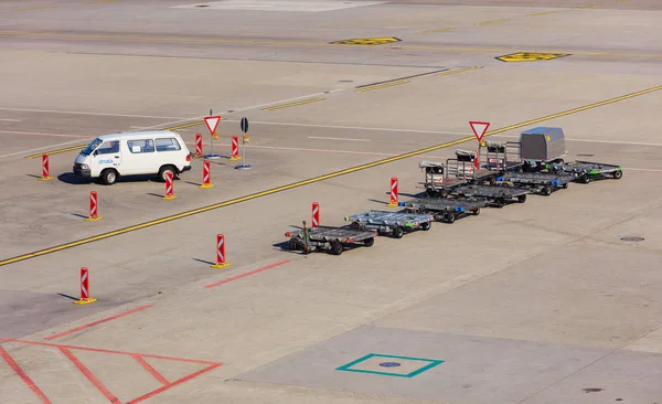 Blick auf den Flughafen Zürich — Stockfoto