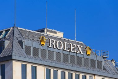 Cenevre, İsviçre'deki bir binanın çatı Rolex işareti