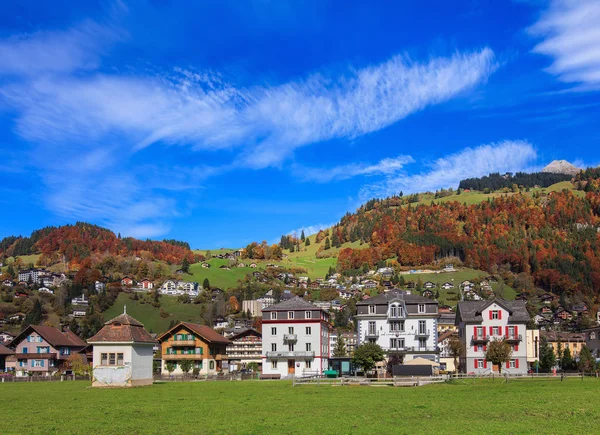 Ville d'Engelberg en Suisse — Photo