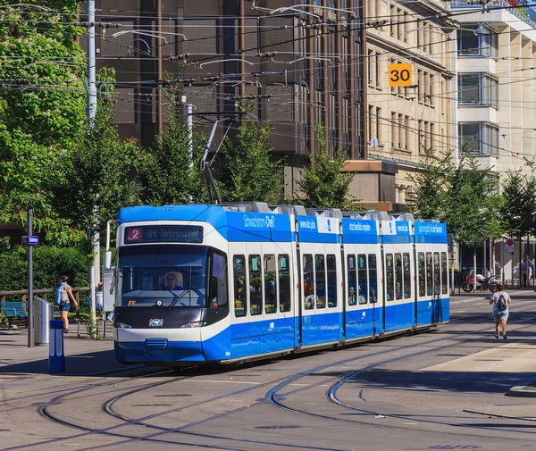 취리히, 스위스의 도시에서 트램 — 스톡 사진