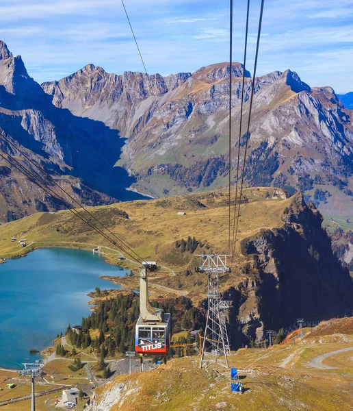 Téléphérique sur Mt. Titlis en Suisse — Photo