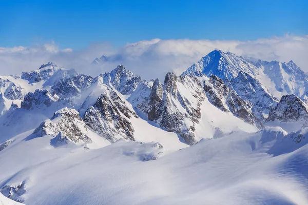 Alpen in Zwitserland in de winter — Stockfoto