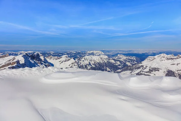 Widok z Mt. Titlis w Szwajcarii w zimie — Zdjęcie stockowe