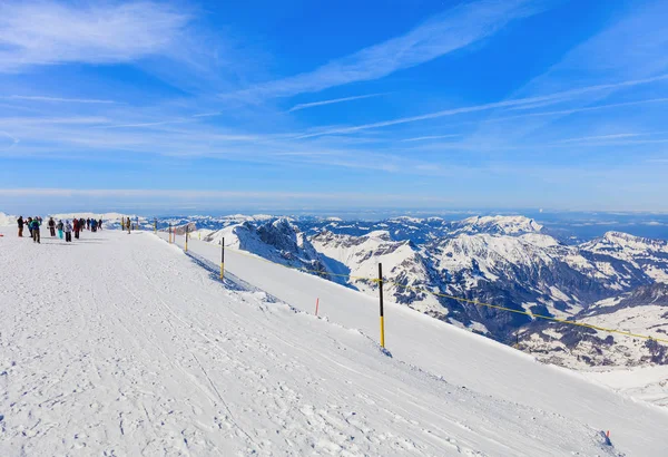 スイス連邦共和国で Mt ティトリスからの眺め — ストック写真