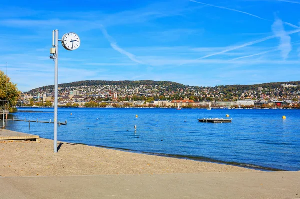 Zurich lakeside in autumn — Stock Photo, Image