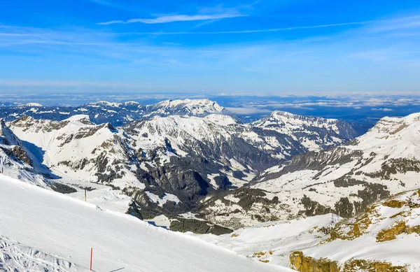 Άλπεις, θέα από την κορυφή του Mt. Titlis στην Ελβετία — Φωτογραφία Αρχείου