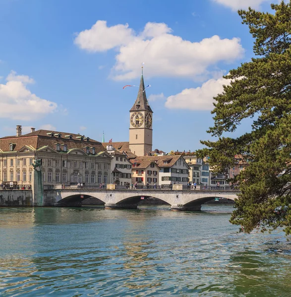 Architectural landmarks of the city of Zurich — Stock Photo, Image