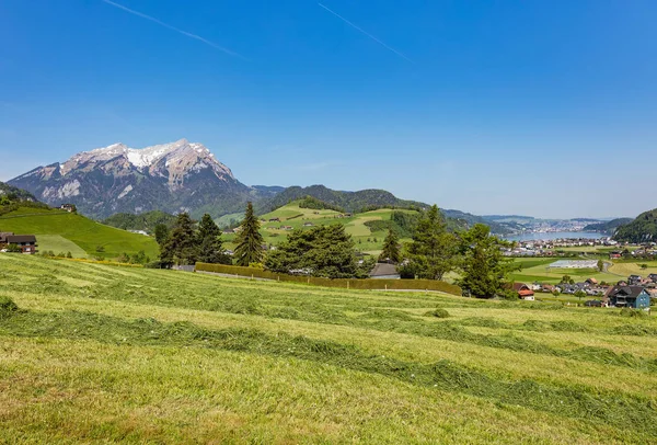 Pohled z Mt. Stanserhorn ve Švýcarsku — Stock fotografie