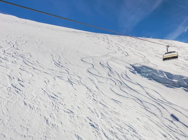 スイスの山ティトリスの冬季ビュー — ストック写真