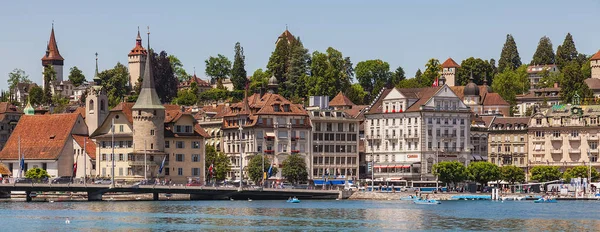 Parte histórica de la ciudad de Lucerna, Suiza — Foto de Stock