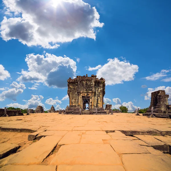 Ερείπια Της Πνομ Bakheng Ναό Angkor Wat Συγκρότημα Σιέμ Ριπ — Φωτογραφία Αρχείου