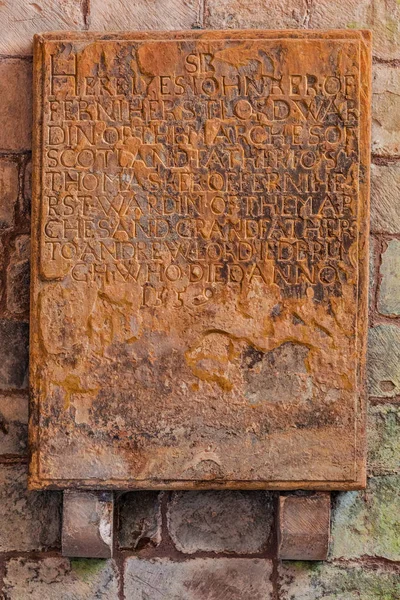 Надгробие в Джедбургском аббатстве на шотландских границах — стоковое фото
